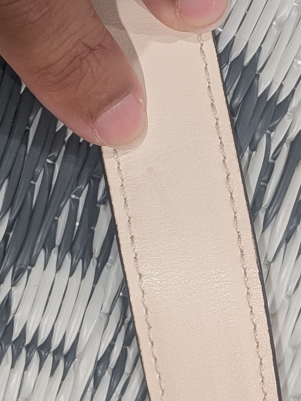 Coach CA547 Kleo Shoulder Bag 17 Natural Straw & White Leather Crossbody - GUC - Picture 12 of 15